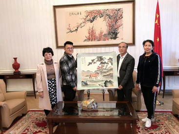 宫廷画派梦玉伯骧中国传统宫廷绘画展亮相欧洲213.png