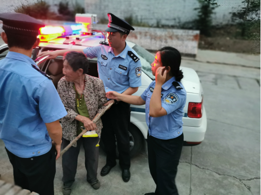 陈区派出所精准服务提升群众获得感(1)(1)828.png